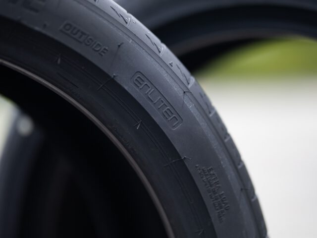 Bridgestone führt neue Leichtbau-Reifentechnologie Enliten ein