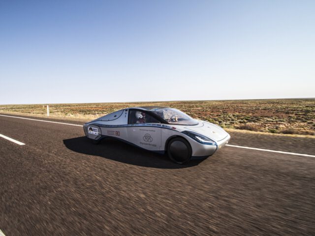 Auftakt für die 15. Bridgestone World Solar Challenge