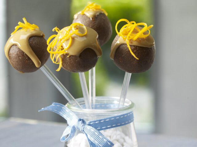 Schoko-Orangen-Cake-Pops ohne Backen