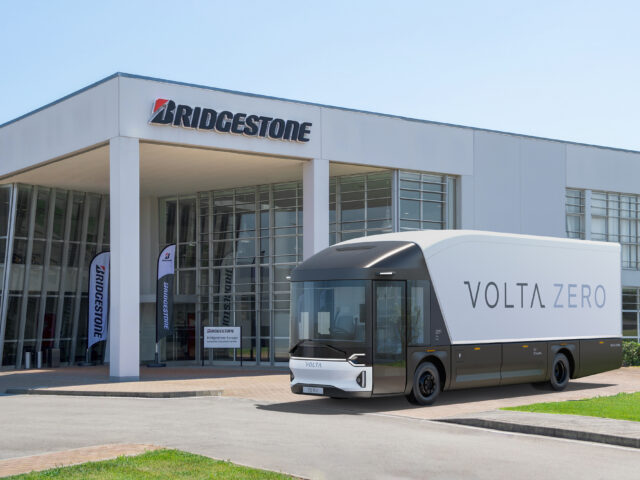 Bridgestone liefert Reifen für Volta Zero Trucks