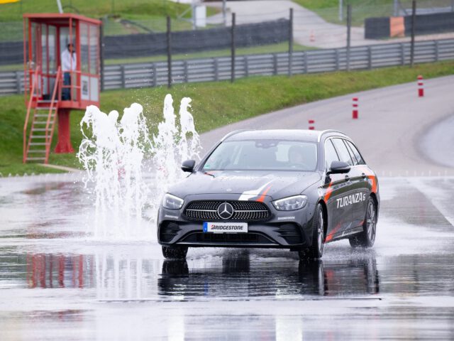 Die Bridgestone Training Days 2023 kombinieren interaktives Produkttraining mit spannendem Fahrerlebnis