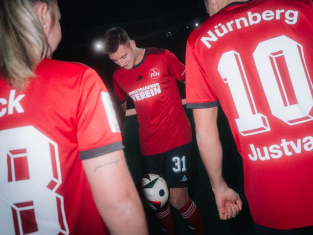 Neues Sondertrikot des 1. FC Nürnberg würdigt Treue der Fans